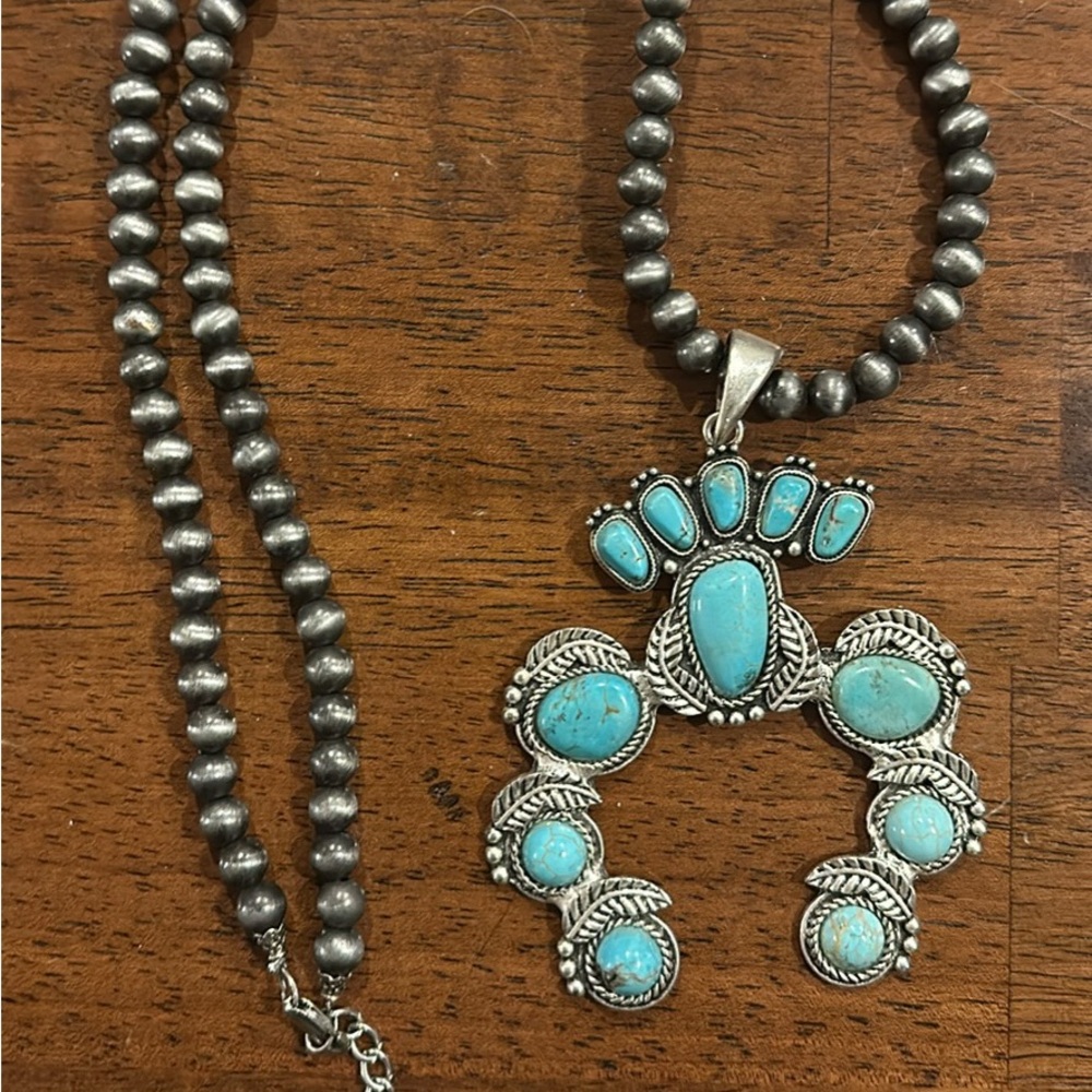 Squash blossom necklace with Navajo pearls